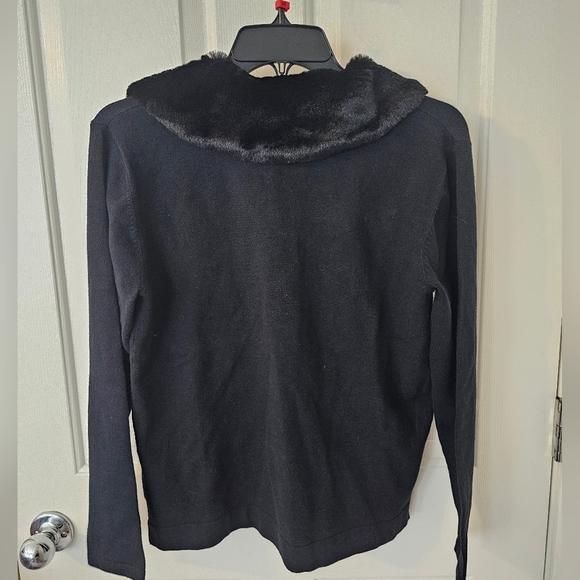 Marisa Christina Perisian NWT Removable Faux Fur Sweater Size S - Picture 6 of 7